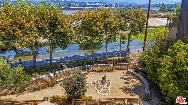 2974 Ripple Pl #203, Los Angeles, CA 90039