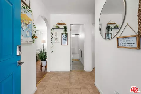 Entry Way - 55436 Cone Blvd, Landers, CA 92285 photo 1 of 1