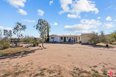 Exterior - 55436 Cone Blvd, Landers, CA 92285 photo 4 of 9