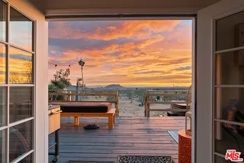 Exterior - 55436 Cone Blvd, Landers, CA 92285 photo 7 of 9