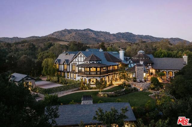 5076 Island Forest Pl, Westlake Village, CA 91362