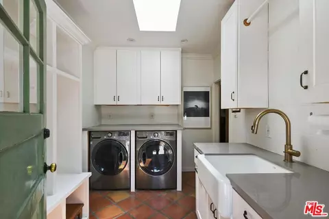 Other - 831 E Rio Grande St, Pasadena, CA 91104 photo 3 of 6