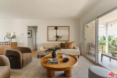 2021 Hillhurst Ave #9, Los Angeles, CA 90027