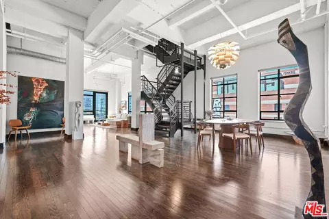 849 S Broadway #1210, Los Angeles, CA 90014