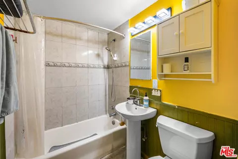 Bath - 160 W Jay St, Carson, CA 90745 photo 1 of 3