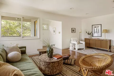 1022 Hyperion Ave, Los Angeles, CA 90029
