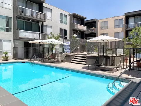 1745 Camino Palmero St #334, Los Angeles, CA 90046