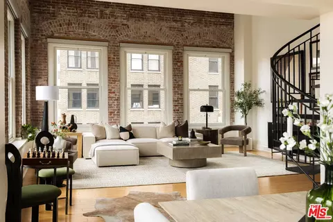 253 S Broadway #504, Los Angeles, CA 90012