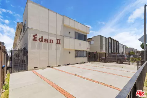 2016 S Bedford St, Los Angeles, CA 90034