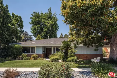 14141 Margate St, Sherman Oaks, CA 91401