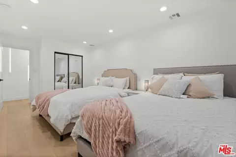 5253 Buffalo Ave, Sherman Oaks, CA 91401 photo 21