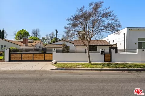 5253 Buffalo Ave, Sherman Oaks, CA 91401 photo 2