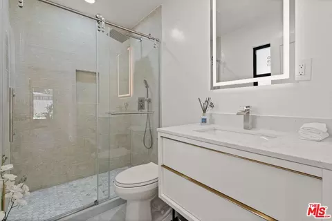 5253 Buffalo Ave, Sherman Oaks, CA 91401 photo 22