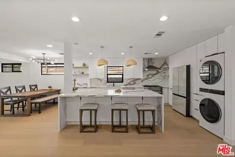 5253 Buffalo Ave, Sherman Oaks, CA 91401 photo 3
