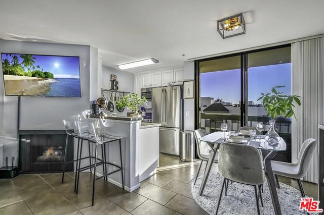 7320 Hawthorn Ave #315, Los Angeles, CA 90046