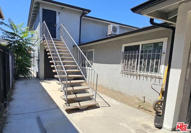 532 W 51st St, Los Angeles, CA 90037