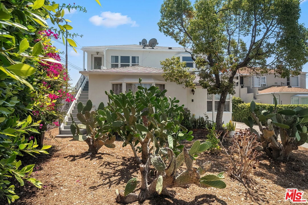 422 N Everett St, Glendale, CA 91206 photo 4