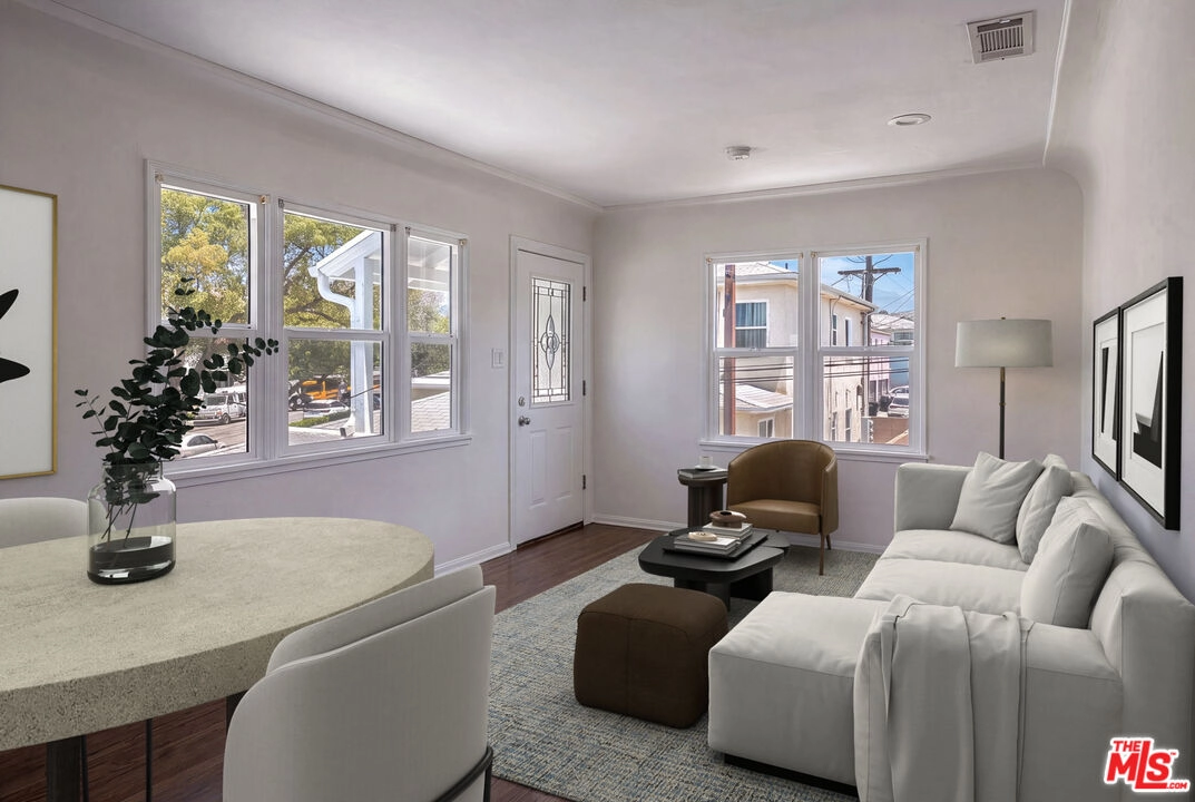 422 N Everett St, Glendale, CA 91206 photo 9