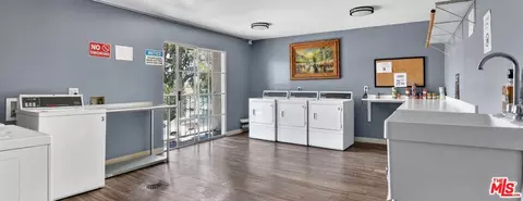 7249 Baird Ave, Reseda, CA 91335 photo 9