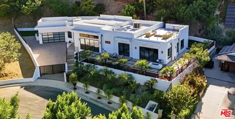 4637 Dunas Ln, Tarzana, CA 91356