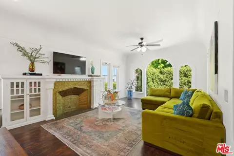 1843 S Highland Ave, Los Angeles, CA 90019