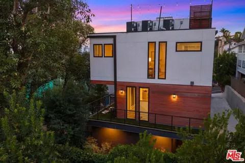 2267 Duane St, Los Angeles, CA 90039