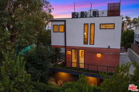 2267 Duane St, Los Angeles, CA 90039