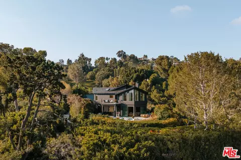 1122 La Altura Rd, Beverly Hills, CA 90210