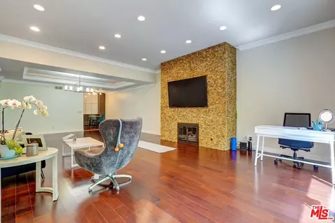 1880 Veteran Ave #107, Los Angeles, CA 90025