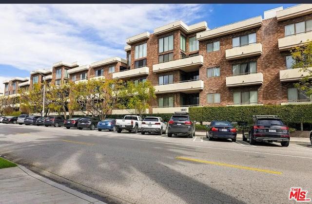1880 Veteran Ave #107, Los Angeles, CA 90025