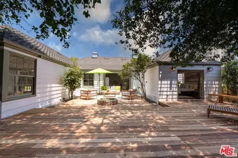 2225 Hillhurst Ave, Los Angeles, CA 90027