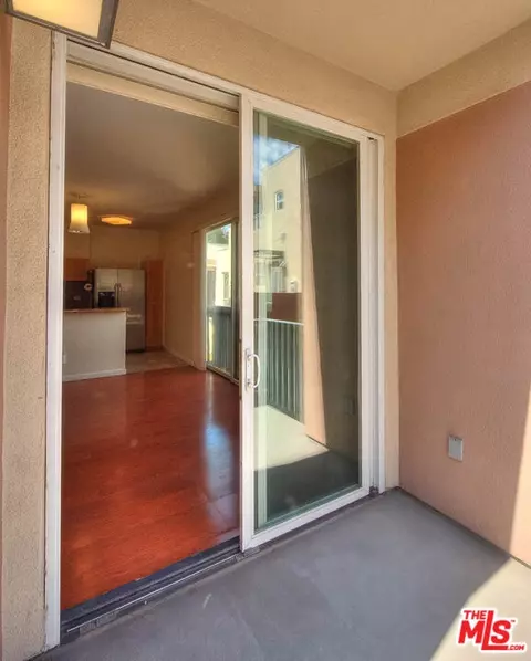 Other - 302 E 19th St #7, Long Beach, CA 90806 photo 2 of 7