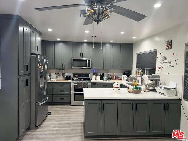 17014 Rinaldi St, Granada Hills, CA 91344