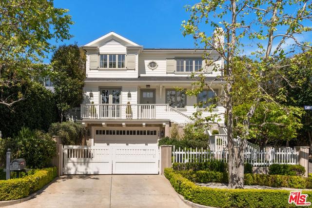 146 N Carmelina Ave, Los Angeles, CA 90049