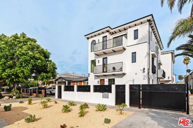 2324 S Dunsmuir Ave, Los Angeles, CA 90016