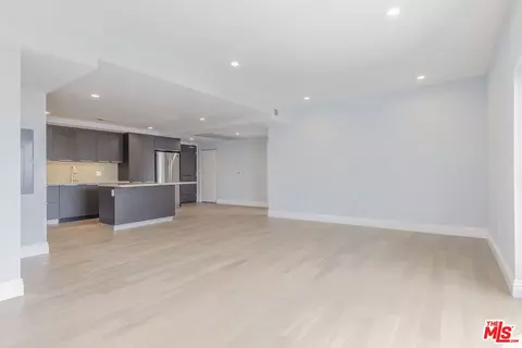 2939 Leeward Ave #401, Los Angeles, CA 90005