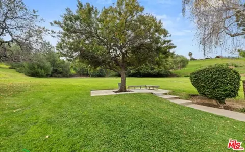 Exterior - 1963 Covington Ave, Simi Valley, CA 93065 photo 6 of 8