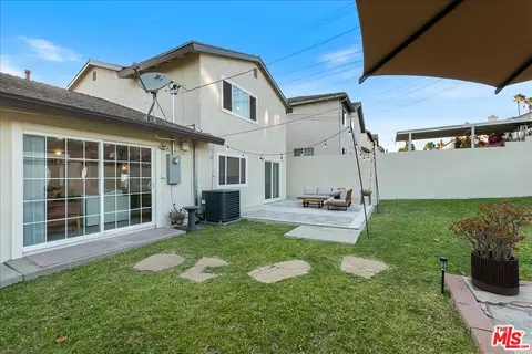 Exterior - 19428 Kemp Ave, Carson, CA 90746 photo 5 of 6