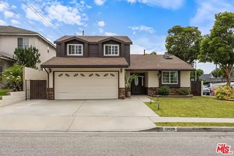 19428 Kemp Ave, Carson, CA 90746