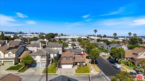 View/Area - 19428 Kemp Ave, Carson, CA 90746 photo 5 of 8