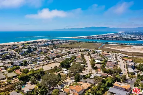 8515 Falmouth Ave #405, Playa Del Rey, CA 90293