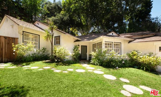 8418 Lookout Mountain Ave, Los Angeles, CA 90046