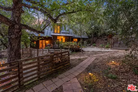 2521 Topanga Skyline Dr, Topanga, CA 90290