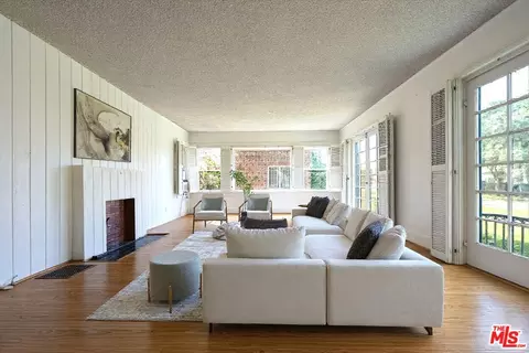 1412 S Victoria Ave, Los Angeles, CA 90019
