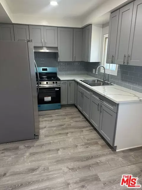711 Larch St #10, Inglewood, CA 90301