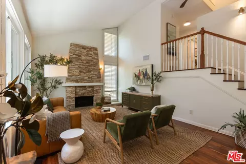 10315 Clusterberry Ct, Los Angeles, CA 90077