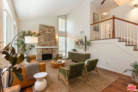 10315 Clusterberry Ct, Los Angeles, CA 90077