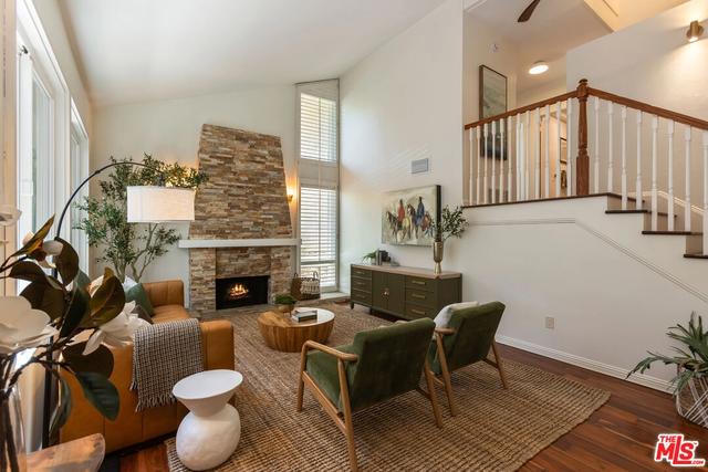 10315 Clusterberry Ct, Los Angeles, CA 90077