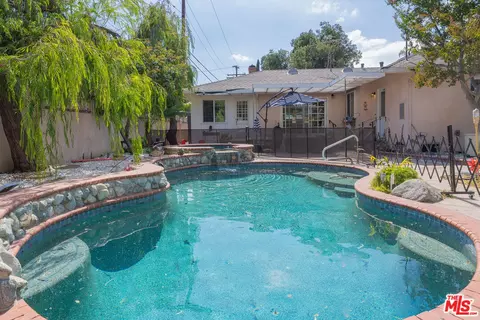 Exterior - 6414 Corbin Ave, Reseda, CA 91335 photo 2 of 11