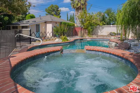 Exterior - 6414 Corbin Ave, Reseda, CA 91335 photo 3 of 11